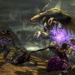 Mesmer slashing enemy.